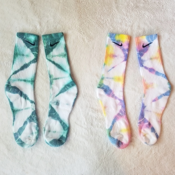 nike socks rainbow